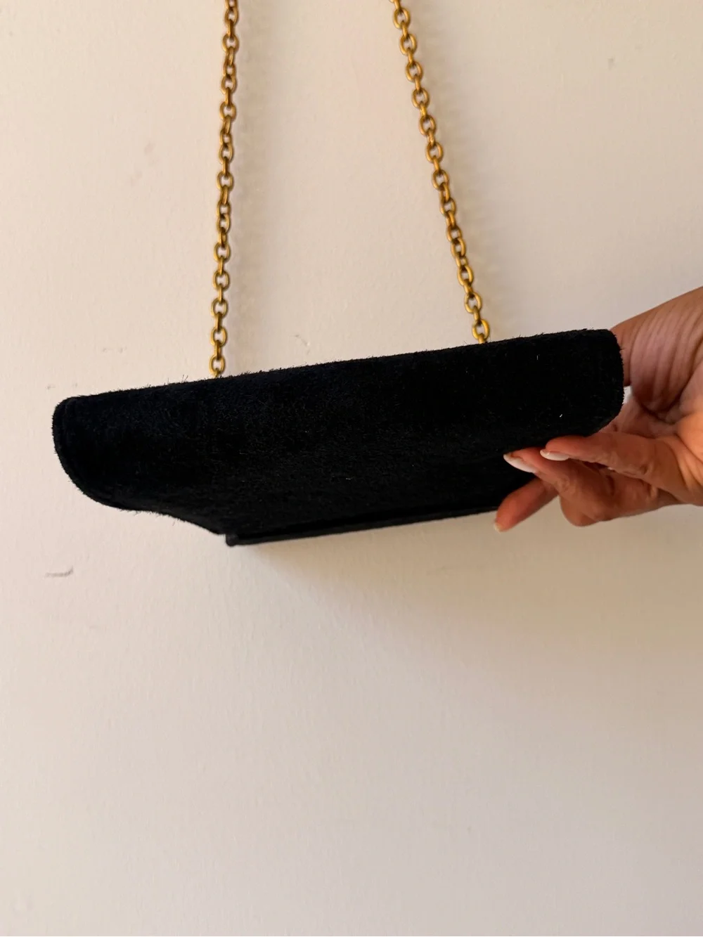 Vintage Casual Corner Black Crossbody Bag with Gold Chain